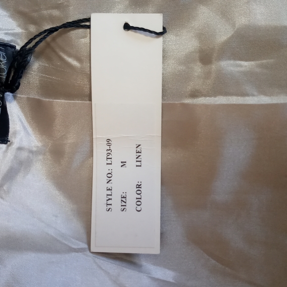 Love Token Zippered Vest - Picture 7 of 7